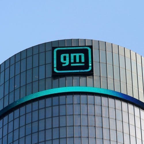 General Motors' Q3 Sales up 8% as Consumers Rush to Cash in on EV Tax Credit (GM:NYSE)