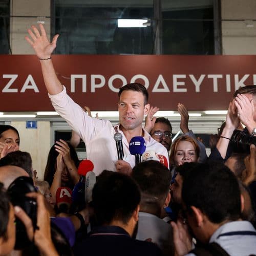 Prime Minister Presses Farmers for Talks