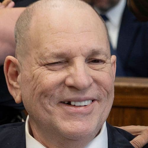 Sir Ian McKellen urges actors to come out after revealing Oscars snub